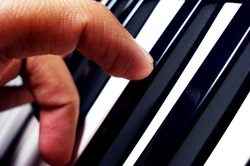 free bisex mmf first time where position thumb piano