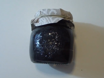 How to Make DIY Chalkboard Paint How to Make DIY Chalkboard Paint